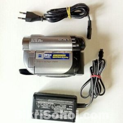 SONY DIGITAL VIDEO CAMERA DVD-650E